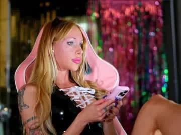 Freechat beatrix_rich on Chaturbate