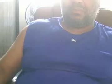 Freechat ulmo_br on Chaturbate