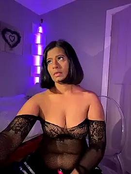 Freechat Melarose82 on StripChat