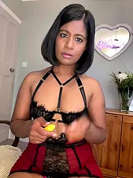 Freechat Melarose82 on StripChat