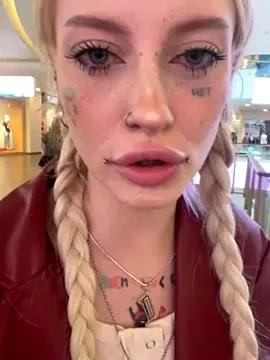 Freechat Melissa_crazy on StripChat