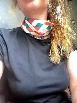 Freechat melisss2 on StripChat