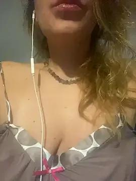 Freechat melisss2 on StripChat