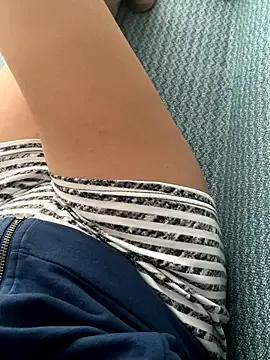 Freechat melisss2 on StripChat