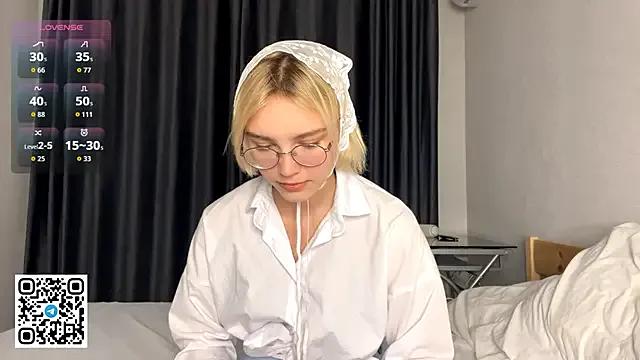 Private MelodyImam on StripChat