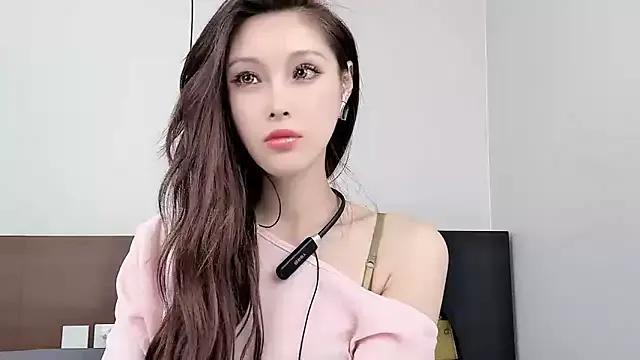 Freechat QiaoHui on StripChat